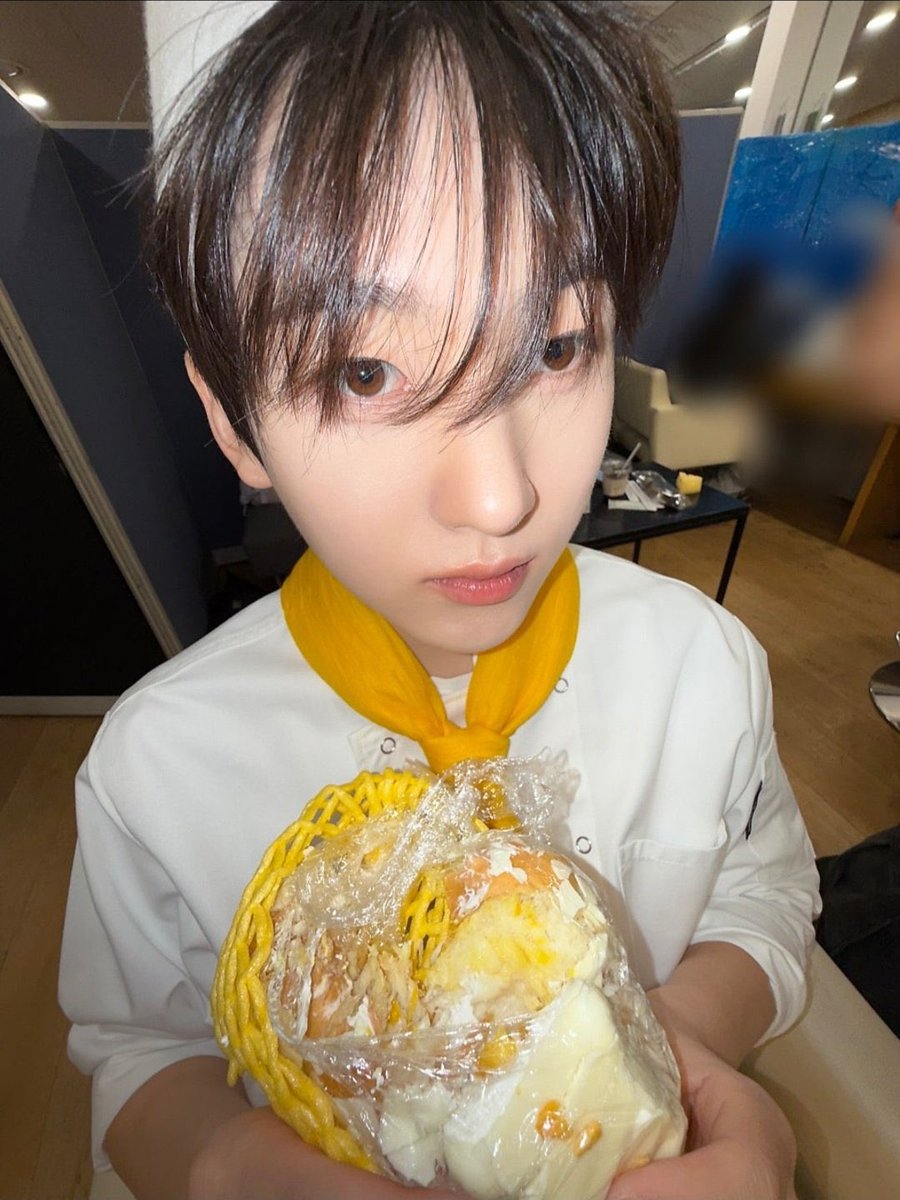 dnhl_03's tweet photo. 진짜결심을하셨구나 https://t.co/P9cjl6NI0J