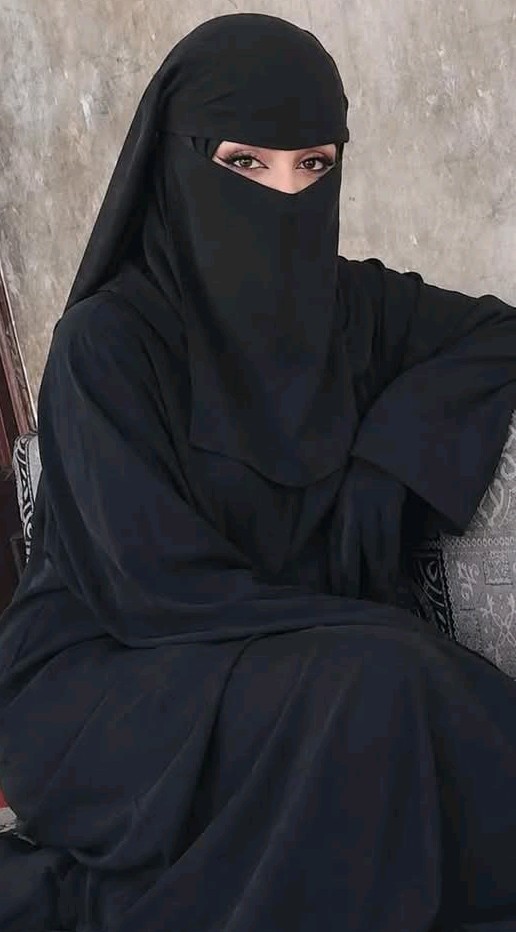 j7aoa's tweet photo. من الي يساعدني الله يساعده بدنيا ولا اخره يساعدني علا رقمي772240391 https://t.co/gRGISydwgU