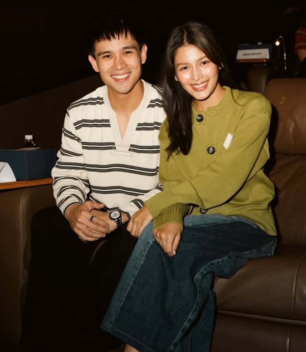 agosto_ralphie's tweet photo. Intimacy doesn’t need an audience. The most radiant love is often the one that glows softly, away from the noise. Dedma sa ingay ng bashers, basta magmahalan lang kayo diyan, it may be loudly or quietly away from the spotlight, AzRalph.

AZRALPH OR NO ONE https://t.co/FGuIjmNPLj