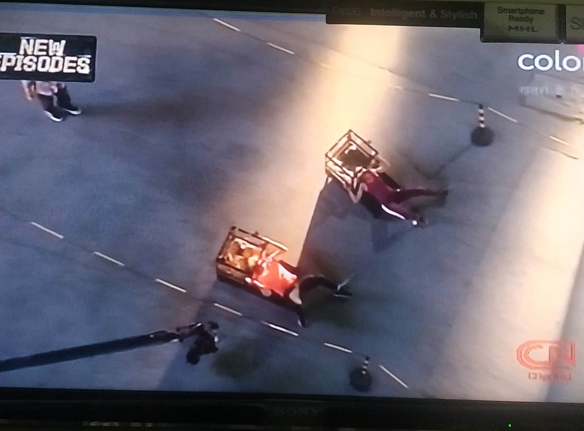 VinayRaghu02's tweet photo. #TeVin Task In #KKK10😁
TeVin started this way &amp; Later they went to another way 😝
In btw whole task Dharmesh Sir commentry was hilarious
TP to Shivin:- Tu kaha gaya tha sair karne ko? 😭
@itsmetejasswi #TejasswiPrakash #TejaTroops #ShivinNarang https://t.co/2GkMPVLfJh