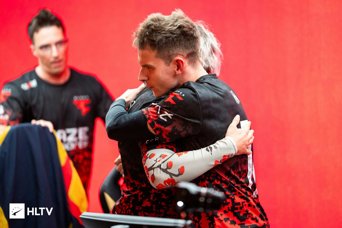 HLTVorg's tweet photo. Statement win from @FaZeEsports 💥 https://t.co/T34NI8SfHe