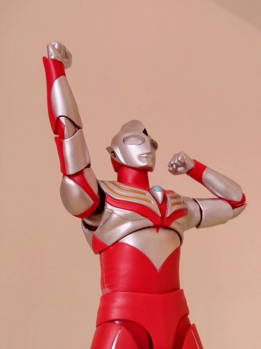 bonest0223's tweet photo. ウルトラマン60周年（そしてティガも今年で30周年）、おめでとうございます！
彼ら光の巨人の活躍があったから、いまの自分があると思っています😌

#ウルトラマンの日 
#ultramanday https://t.co/GtvcAR38kf