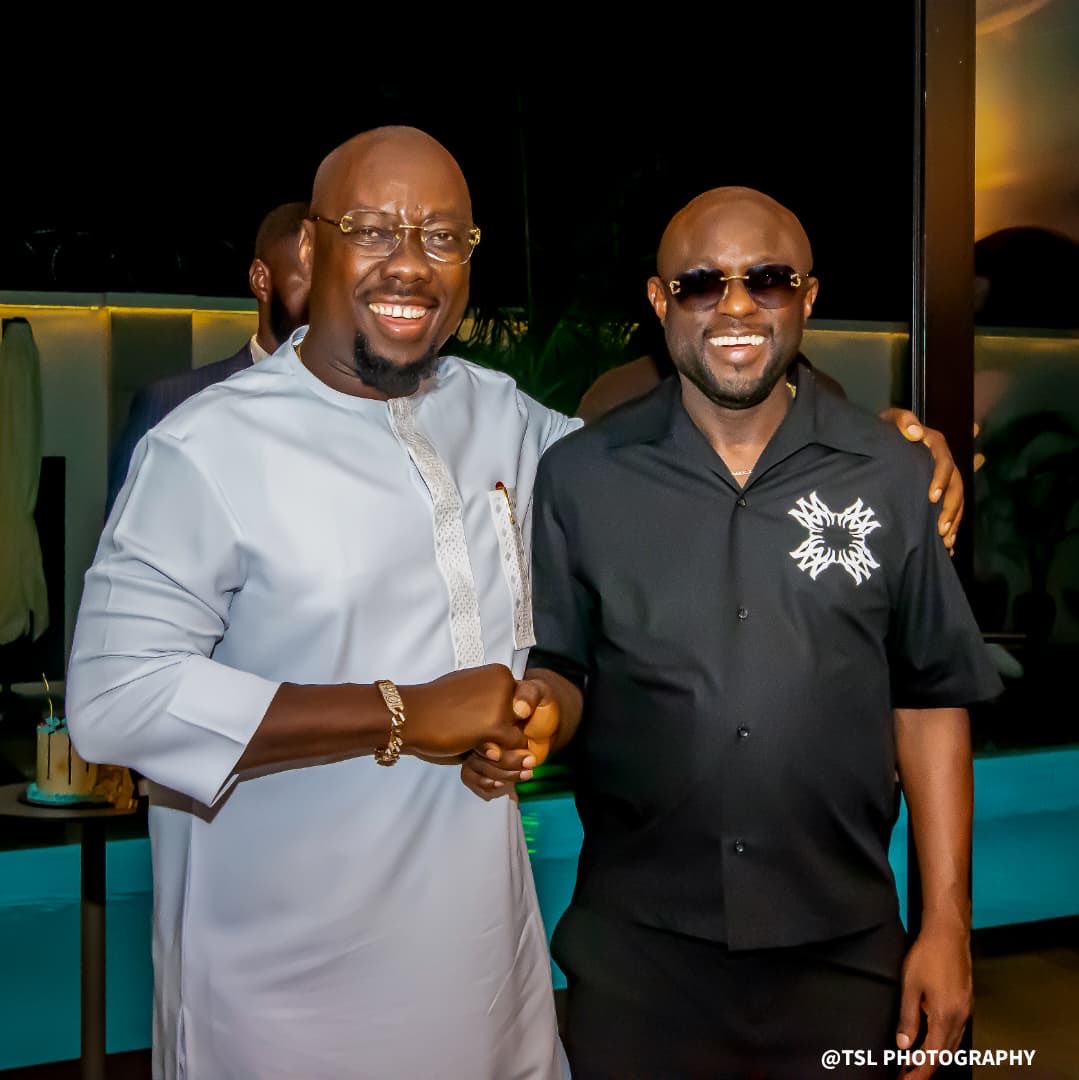 thelussohotel's tweet photo. We are thrilled and deeply honored to welcome @realobi_cubana to The Lusso Hotel &amp; Suites. Providing unmatched comfort and world-class hospitality to the finest guests is what we do best.

#abujaluxury #luxury #hotels #hotelsinabuja #explore https://t.co/3J0IEWh7am