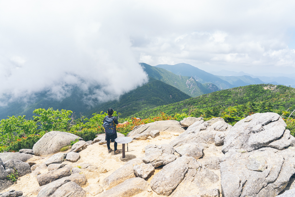HAJIME_mountain's tweet photo. 山梨県の国師ヶ岳と北奥千丈岳に行ってきました！
山行くのがめっちゃ久しぶり。
国師ヶ岳(2592m) 北奥千丈岳(2601m)
たっぷり休憩をとって所要時間は3時間ちょいでした。 https://t.co/LcgBPc9BjZ