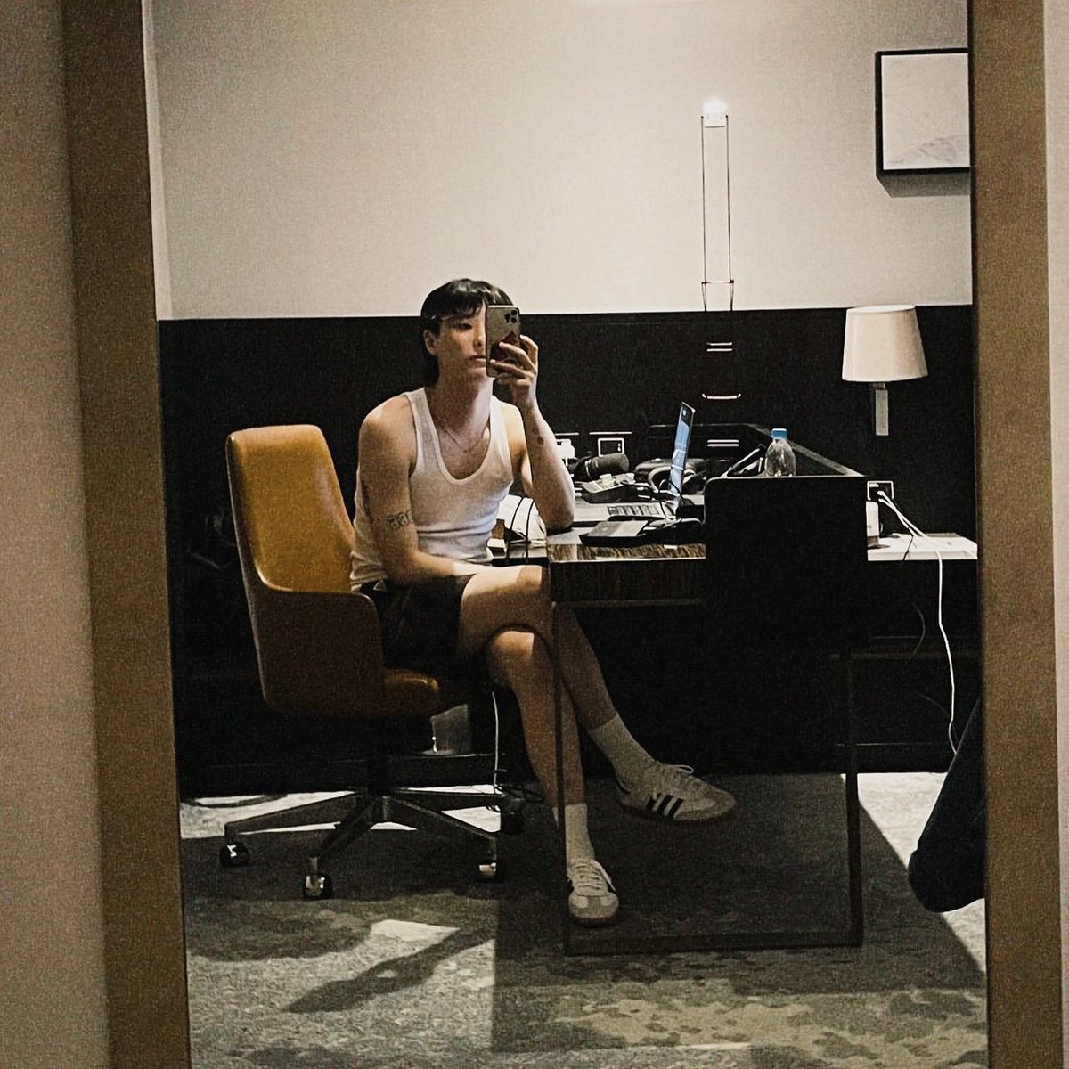 feellike_woodz's tweet photo. 야함숙소사진 탑4 https://t.co/iRw3j09k6b