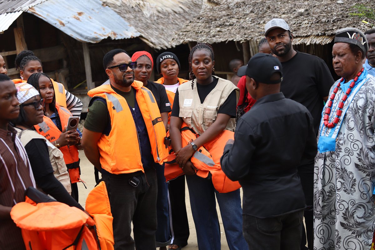 ActionAidNG's tweet photo. This week, our Country Director embarked on a strategic engagement visit to Akwa Ibom State to strengthen collaboration between ActionAid Nigeria and the Akwa Ibom State Government.

The visit began in Okoritak, an island community in Ibeno Local Government Area, where residents continue to face significant challenges, including limited access to electricity, clean water, and quality healthcare.
By engaging directly with community members, the visit provided first-hand insights into their realities and priorities, ensuring that their voices informed high-level discussions with government stakeholders.

These engagements have opened pathways for stronger collaboration to mobilise sustainable interventions, improve access to essential services, reduce poverty, and enhance the livelihoods of people living in underserved communities like Okoritak.  #SPAII #Youth4GreenEco
