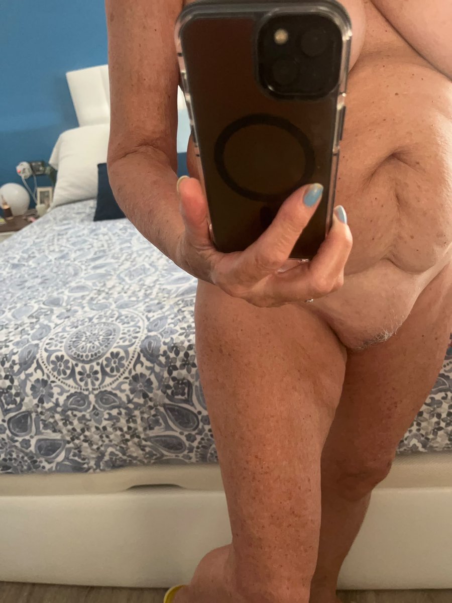 urbanbcn33's tweet photo. Me gusta que me avise  cuando su marido no este ! https://t.co/g0KCB3NrKy