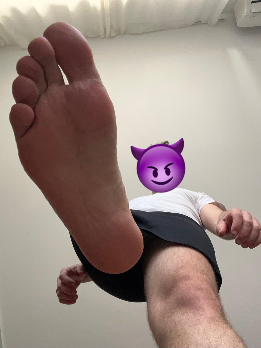 HYPERION🦶🏻 tweet media