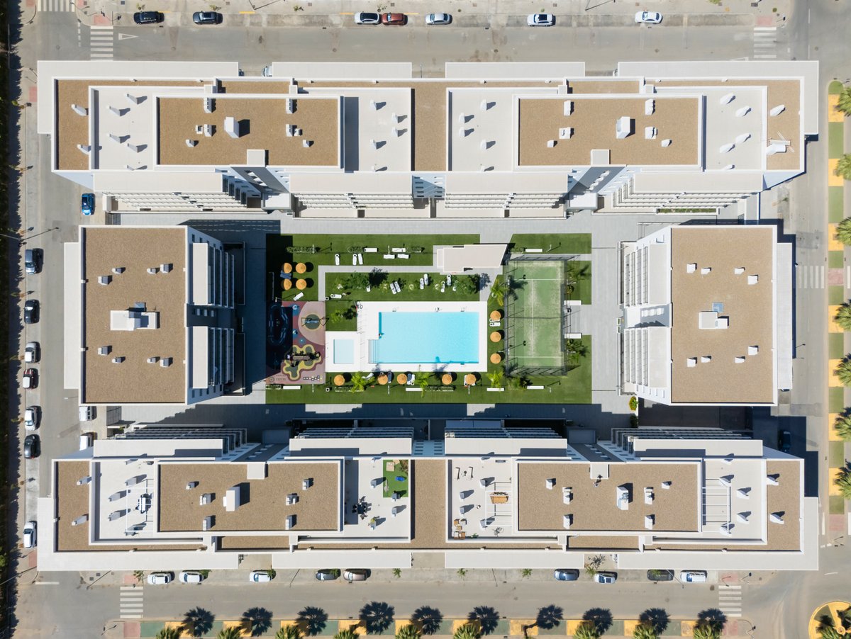 MLArquitectos's tweet photo. Desde MLOPEZ ARQUITECTOS anunciamos la finalización del Residencial Lorca, con la entrega de la 2ª fase de 111 viviendas, que completa este conjunto residencial de 215 viviendas en San José Norte (1/3) #arquitectura #construcción #architecture #design #ciudad #house #building https://t.co/3bO6SZPd0k