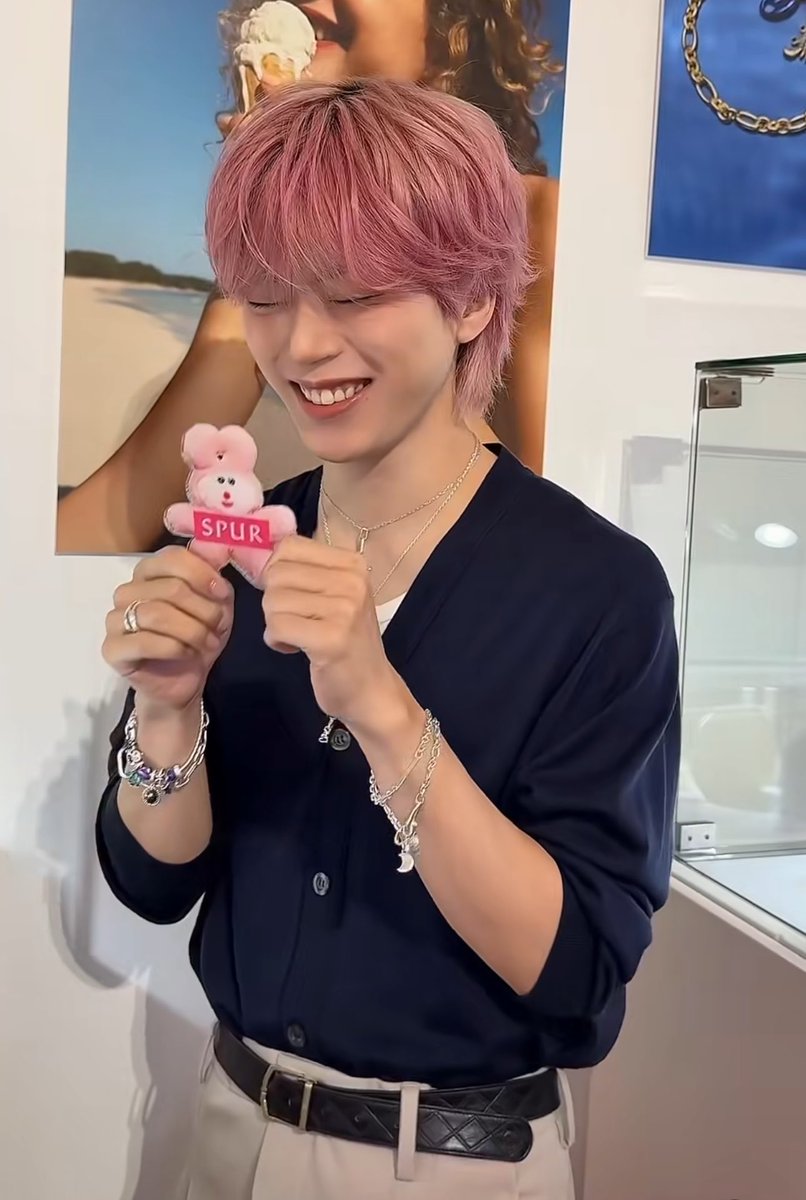 jam_km45's tweet photo. Aqua歌って恥ずかしい恥ずかしいって言ってるきまたが
可愛すぎる⬇️👶🏻☘️🩵  
https://t.co/IYG9PNxIH9 https://t.co/MgXeH6WUDx