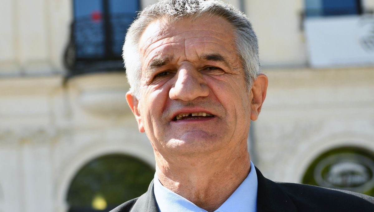 Cap2027_'s tweet photo. Jean Lassalle lance une cagnotte pour pouvoir être candidat, avec un objectif fixé à 100 000 euros. S’il estime les fonds récoltés suffisants, il devrait annoncer sa candidature à l’automne (@BFMTV)

#Présidentielle2027 https://t.co/pMdNhcJmzJ
