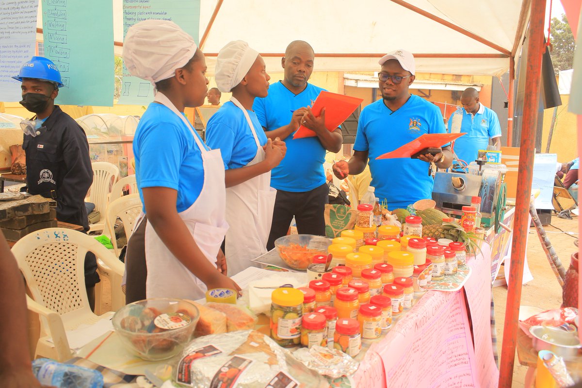 lightnewsug's tweet photo. Officials from @Educ_SportsUg
have launched exhibitions at the two-day National Science Fair taking place at the SESEMAT Grounds in Kololo.
23  schools that won the regional competitions are representing their respective regions at the national event.@JanetMuseveni https://t.co/vQ0GNO2eim