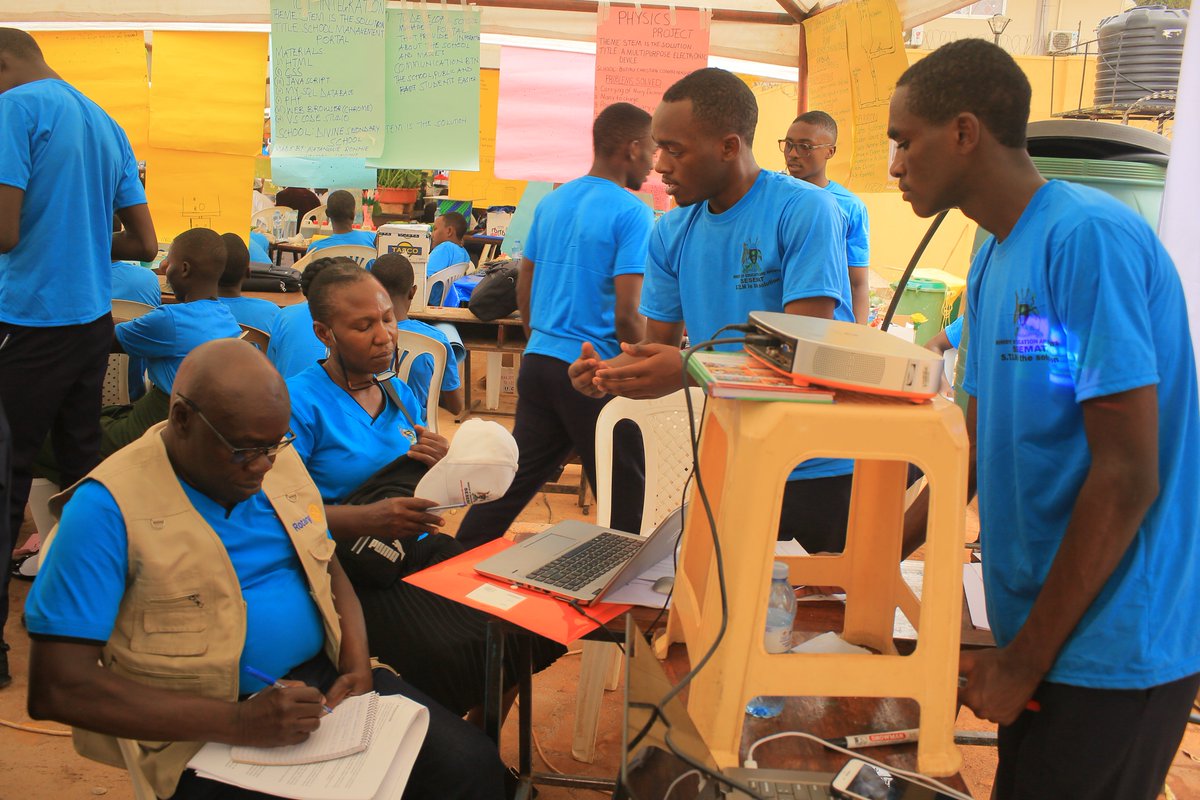 lightnewsug's tweet photo. Officials from @Educ_SportsUg
have launched exhibitions at the two-day National Science Fair taking place at the SESEMAT Grounds in Kololo.
23  schools that won the regional competitions are representing their respective regions at the national event.@JanetMuseveni https://t.co/vQ0GNO2eim