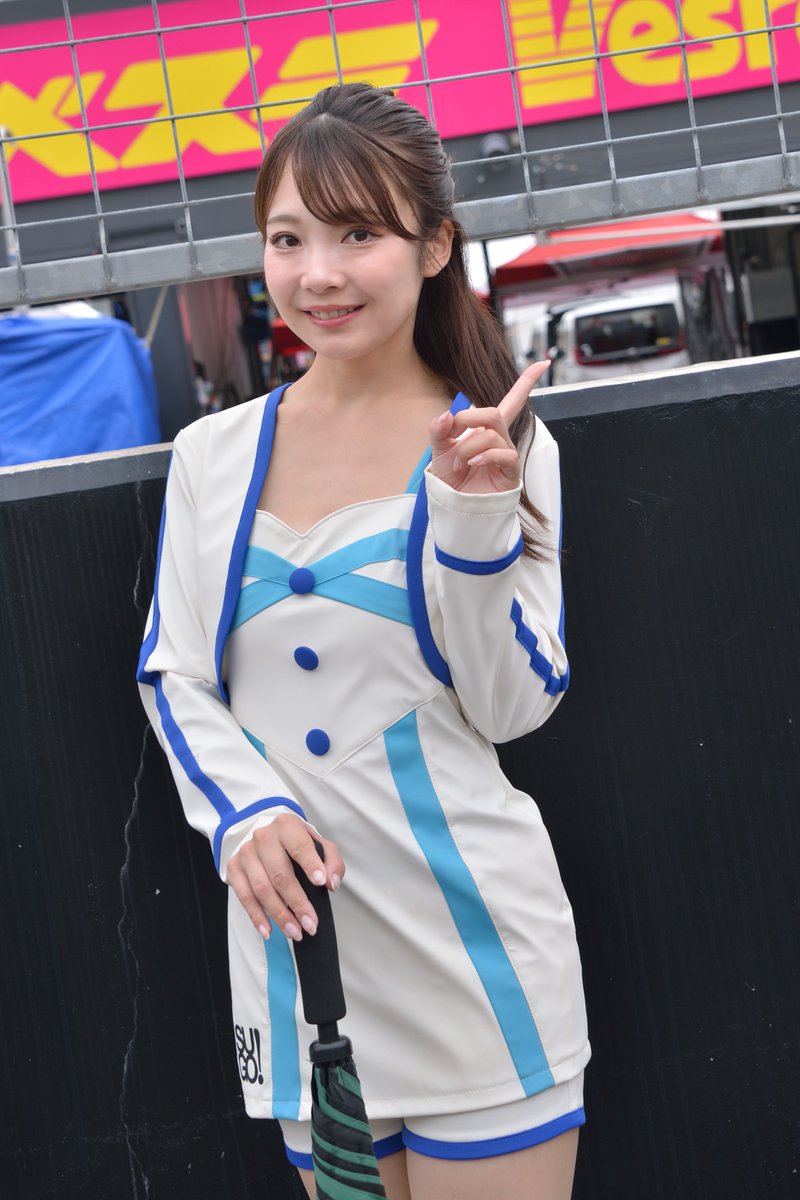 arigatto39's tweet photo. 【SUGO スーパー耐久】

SUGOに行くのはかなり久しぶりでした🎵🏁

このときの
#SUGOオフィシャルナビゲーター 
#SON

右から
#永野由依  (@yui_nagano0312)さん 
#春霞   (@harukaofficial_) さん
#齋僚花   (@tomo_s03)さん

#スポーツランドSUGO
#SUGO
#S耐 https://t.co/yyTiX43op9
