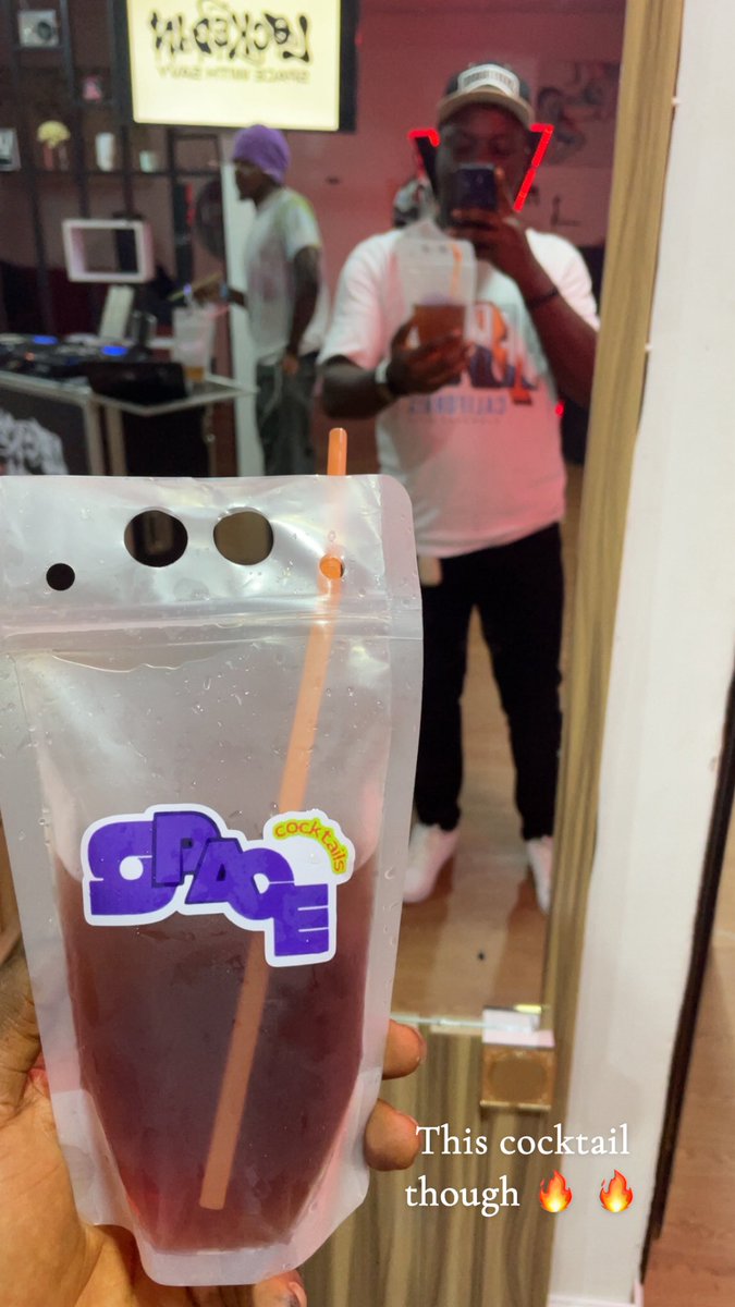 UncleOsas_'s tweet photo. Go out and drink a cocktail today 🥂 https://t.co/L8CKKFgrwD
