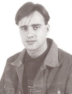Ikeriribarren_'s tweet photo. 29 años desde que ETA nos arrebató a Miguel Ángel Blanco.

Es vital que la juventud sepa quiénes fueron los verdugos y quiénes las víctimas, frente a los que intentan borrar el pasado.

Memoria, Dignidad y Justicia para las víctimas del terrorismo. 🇪🇸

 #InMemoriam https://t.co/AVKKjmetyQ