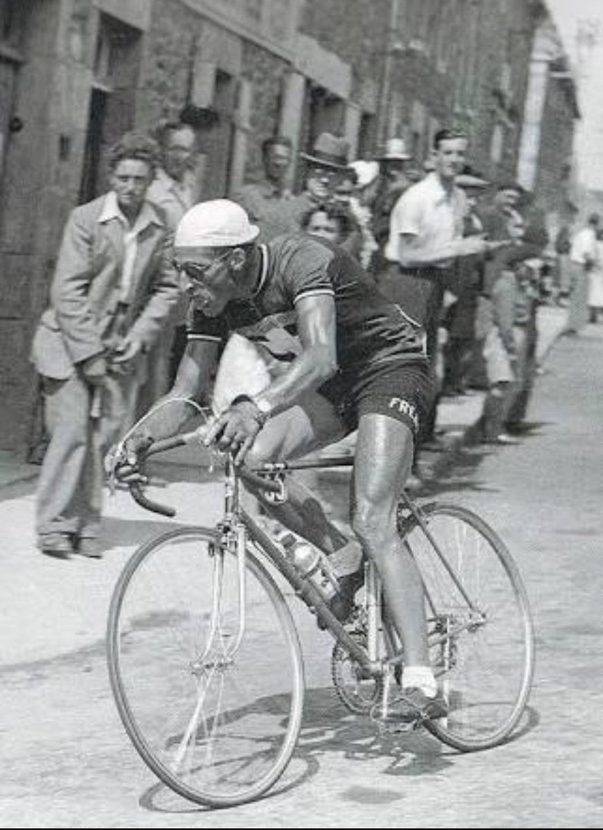twocGAME's tweet photo. Ferdinand Kubler was the first rider from Switzerland to win the Tour De France in 1950. https://t.co/fF1N41UECO
