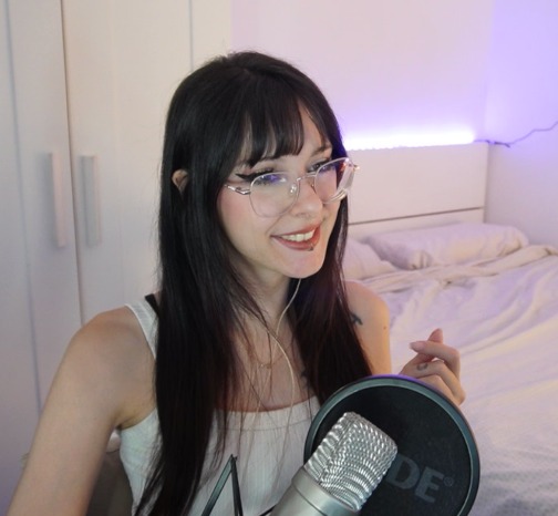 JibrilsWD's tweet photo. Stream de medio díaaa Rankesitaaaas al lol y charlita ☕✨
https://t.co/rpPuapS0c4 🎃 https://t.co/Qr0N4dwmqv