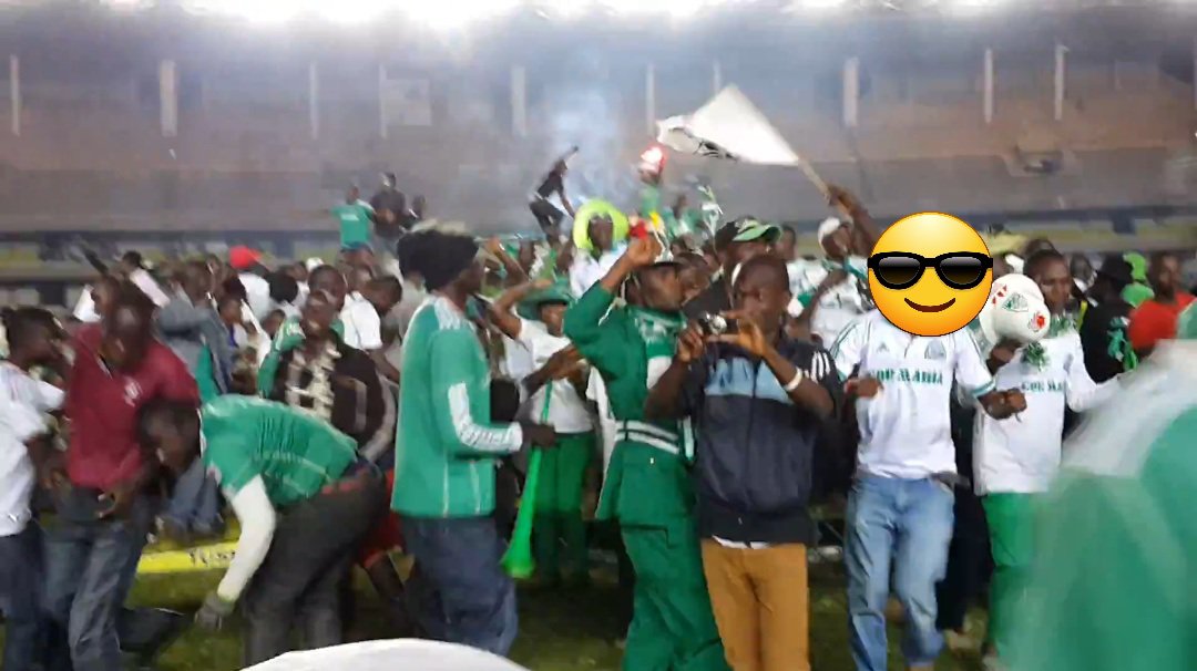 KenaBrownOti's tweet photo. 2013 when we won the league after drought seasons 

Mine still fits perfectly 😂 https://t.co/nYx8V0nMns