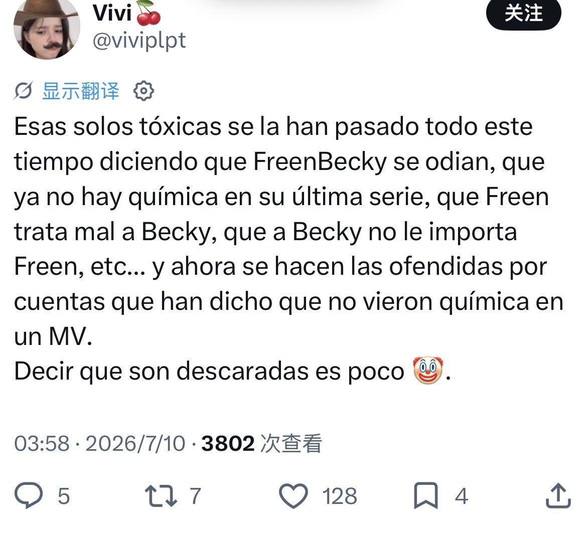 Ac24Doc's tweet photo. Two sides again  
FB shippers: 0 chemistry is normally ≠ not respect 
Others: 0 chemistry about fb….fb shippers commenting others shameless 
🐍🐍🐍🐍🐍
#FreenBecky‌ https://t.co/OtFP7i4o8J