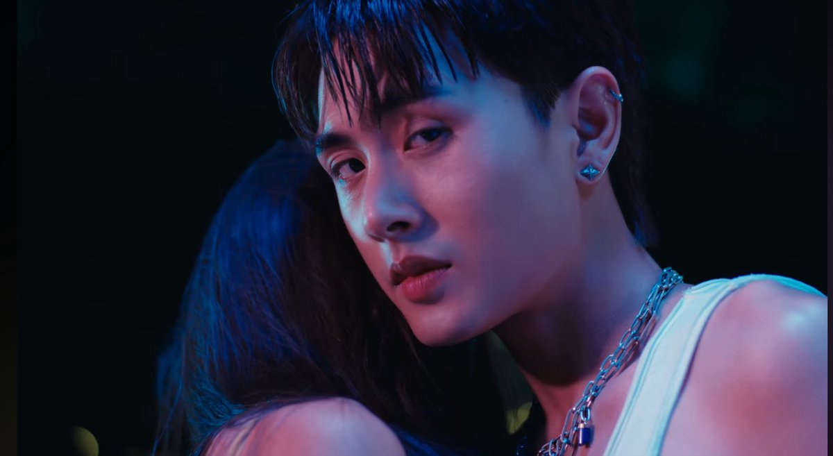 confectionxry's tweet photo. ดูมานนนนนน #MIAMOR_DIAMOND_MV
#MIAMOR_DIAMOND
#Diamondnrk_
#onemusic #one31 https://t.co/c8Fq2bvRAY