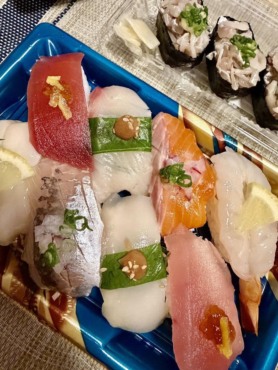 misakoooon_'s tweet photo. 今週は4日連続で朝からしっかり出社してしまいかなり疲れたので、脂質を控えながら神贅沢させていただきます‼️ https://t.co/02lg1WAmJO