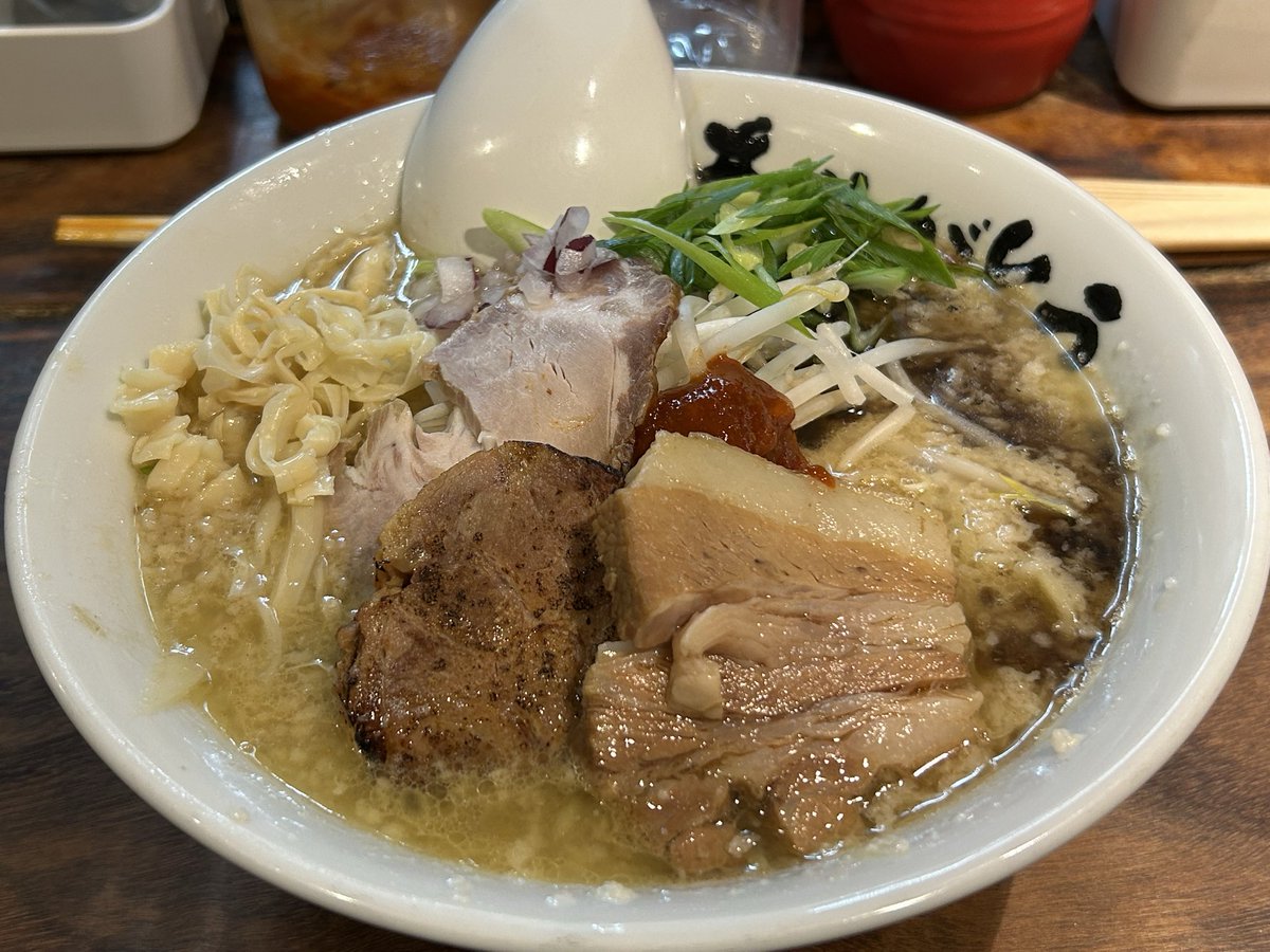 yakitorippir's tweet photo. とて🍜 https://t.co/k9QBXNte3k