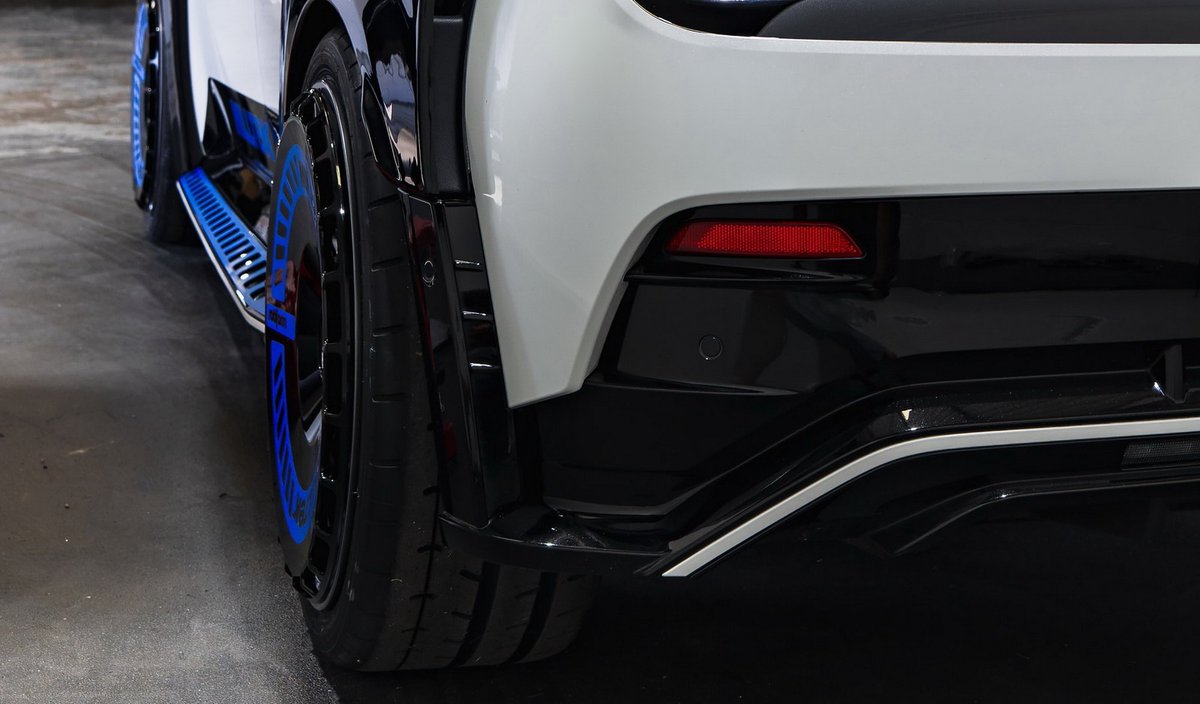 tuningblog_eu's tweet photo. Dicke Backen für Renault 5 E-Tech und Alpine A290: Milltek zeigt ein rückrüstbares Wide Body-Kit mit Rallye-Look. 🔥🚗⚡ Marktstart ist für Herbst 2026 geplant.

👉 Link zum Artikel in den Kommentaren.

#Renault5ETech #AlpineA290 #WideBody https://t.co/oFenZKD0fZ