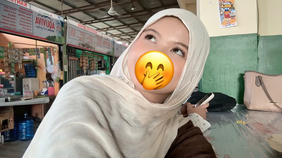 jeoooun's tweet photo. knp kl pke viscose kaya botak https://t.co/BwFXUPSwrF