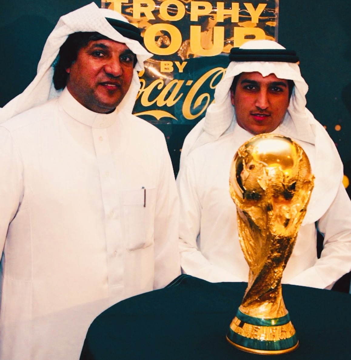 moslm99's tweet photo. اللهمَّ إجعله ممَّن تتلقاه الملائكة بالبشائر على منابر من نور .اللهمَّ إجعله من اللَّذين سرحت أرواحهم في دار العُلى حتى إستراحوا برياض النعيم وجنوا من ثمار الجنة يارب العالمين .🙏 الصديق الغالي الحكم الدولي / حمد الخربوش @sa_ln https://t.co/daWmonwATB