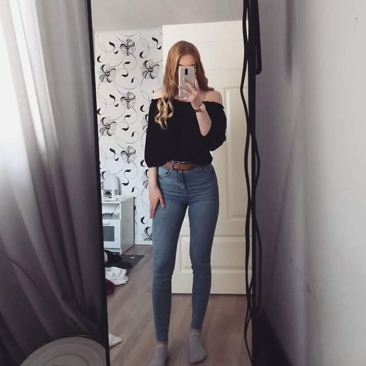 sarakapp_'s tweet photo. Send cum tributes &amp; nasty AI edits of me daddy  I want to be covered, degraded, and absolutely ruined 💦

#cumtribute #cocktribute #horny https://t.co/eyFexCXXDt