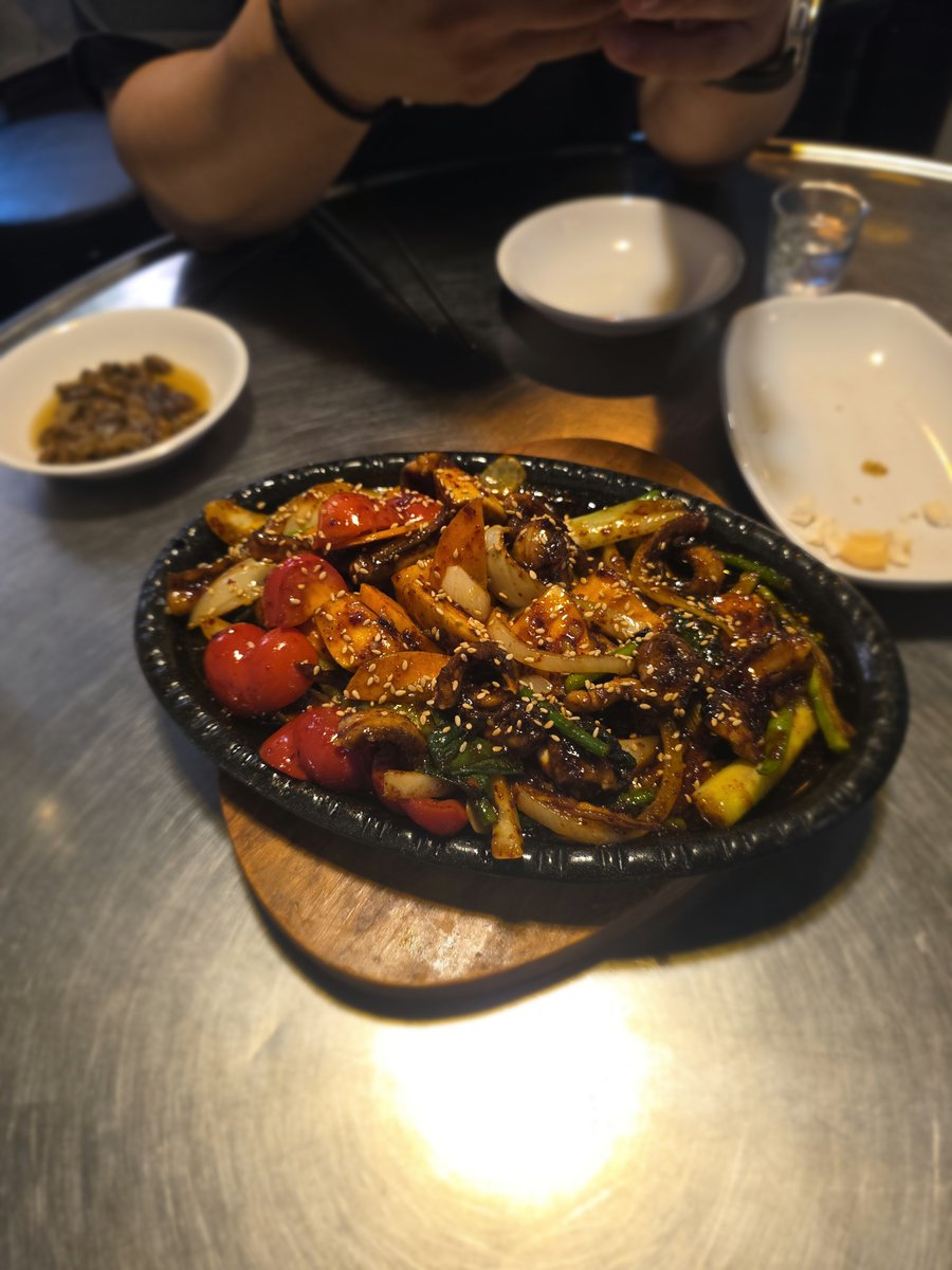 jaden3417's tweet photo. 대식가!! ㅋ https://t.co/6deoAToqt3