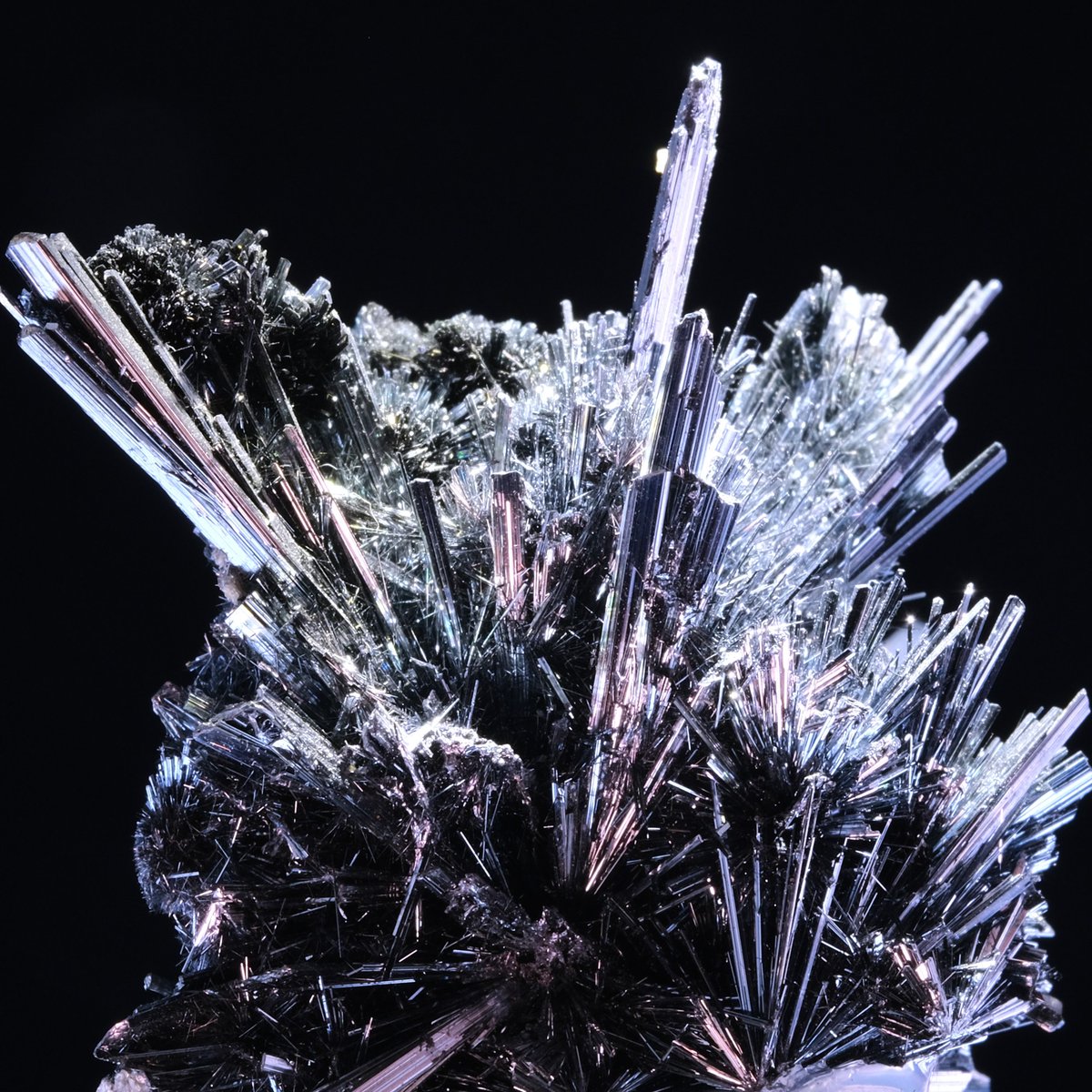 u1_okita's tweet photo. #蛋白石 #Opal 
#輝安鉱 #Stibnite 
#宇宙レジン 
#水晶 #RockCrystal https://t.co/LzfhD56EVT