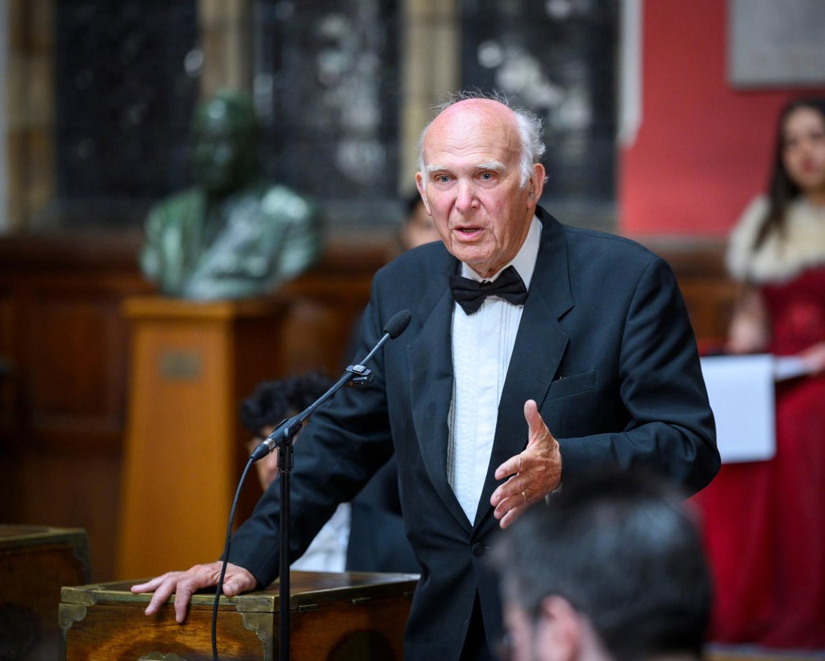 vincecable's tweet photo. In a speech at the @OxfordUnion, I set out a liberal argument for choice in citizenship. We are a diverse society, and people’s lives are often complicated. Our rules should be flexible enough to recognise that.

Watch the full speech below.

https://t.co/UOTBXWlURZ https://t.co/EezGydXT5l