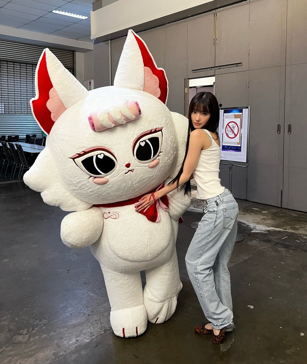 janhaeyo's tweet photo. yang nyari duit                    yang ngabisin https://t.co/fOlME4iFGI