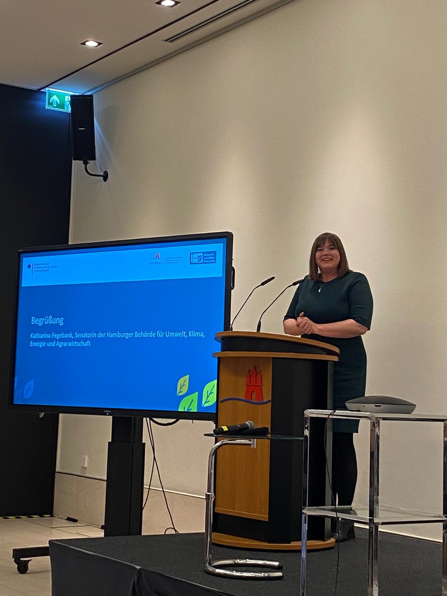 UIL's tweet photo. 🏙️ Cities are where sustainable development becomes action and #LifelongLearning helps make it happen.
Proud to contribute to a parliamentary evening in Berlin on #ESD in cities by showcasing our work with the UNESCO Global Network of #LearningCities on greening communities. https://t.co/tIMFz3N71m