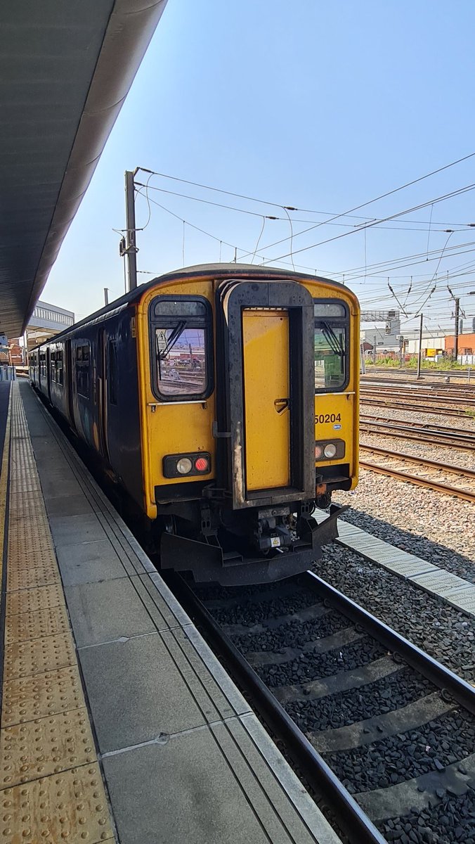 Shaun__92's tweet photo. Northern Trains 150205 forming 2P11 1148 Doncaster to Scunthorpe #northerntrains #northern #allthestations #class150 #brelyork #brel #dmu #sprinter #doncaster #thornesouth #scunthorpe #platform0 #friday #10th #july #2026 @northernassist https://t.co/Z5lTIE1iL3