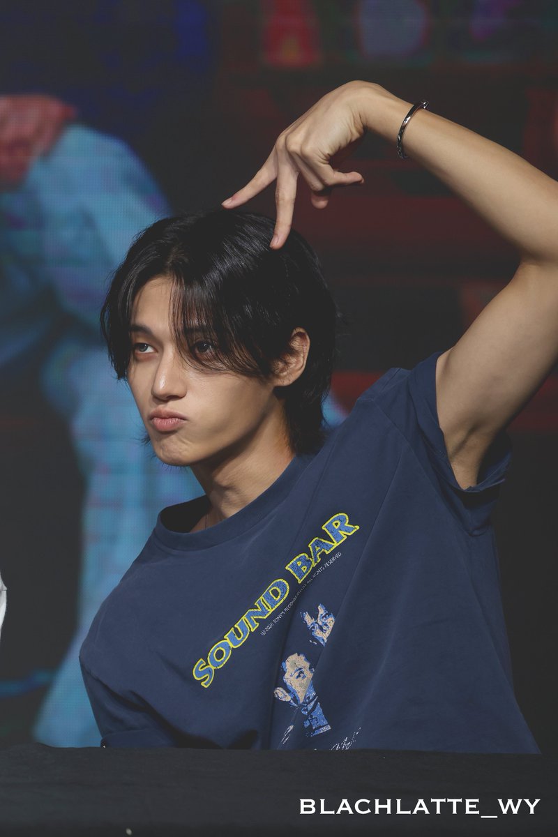 blacklatte_wy's tweet photo. 260705

왜 이렇게 귀여워ㅠㅠ

#ATEEZ #에이티즈 #WOOYOUNG #우영 #ウヨン https://t.co/mW69w5AAxj