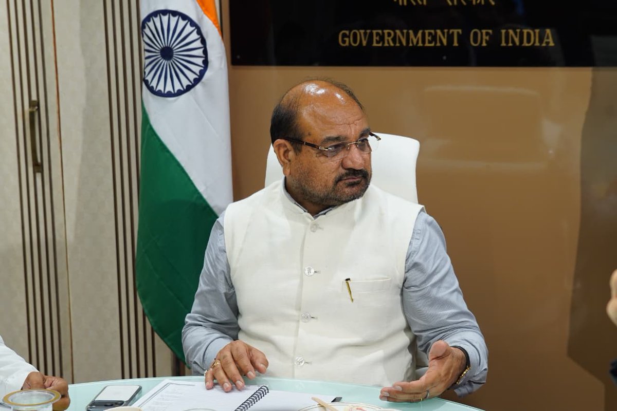 icarindia's tweet photo. Italy's Ambassador H.E. Antonio Bartoli met Dr M.L. Jat, Secy DARE &amp; DG ICAR, to strengthen India-Italy agricultural research ties and develop a work plan under the May 2026 MoU.
#ICAR @ChouhanShivraj @PIB_India @AgriGoI https://t.co/SQMmAbe9CC