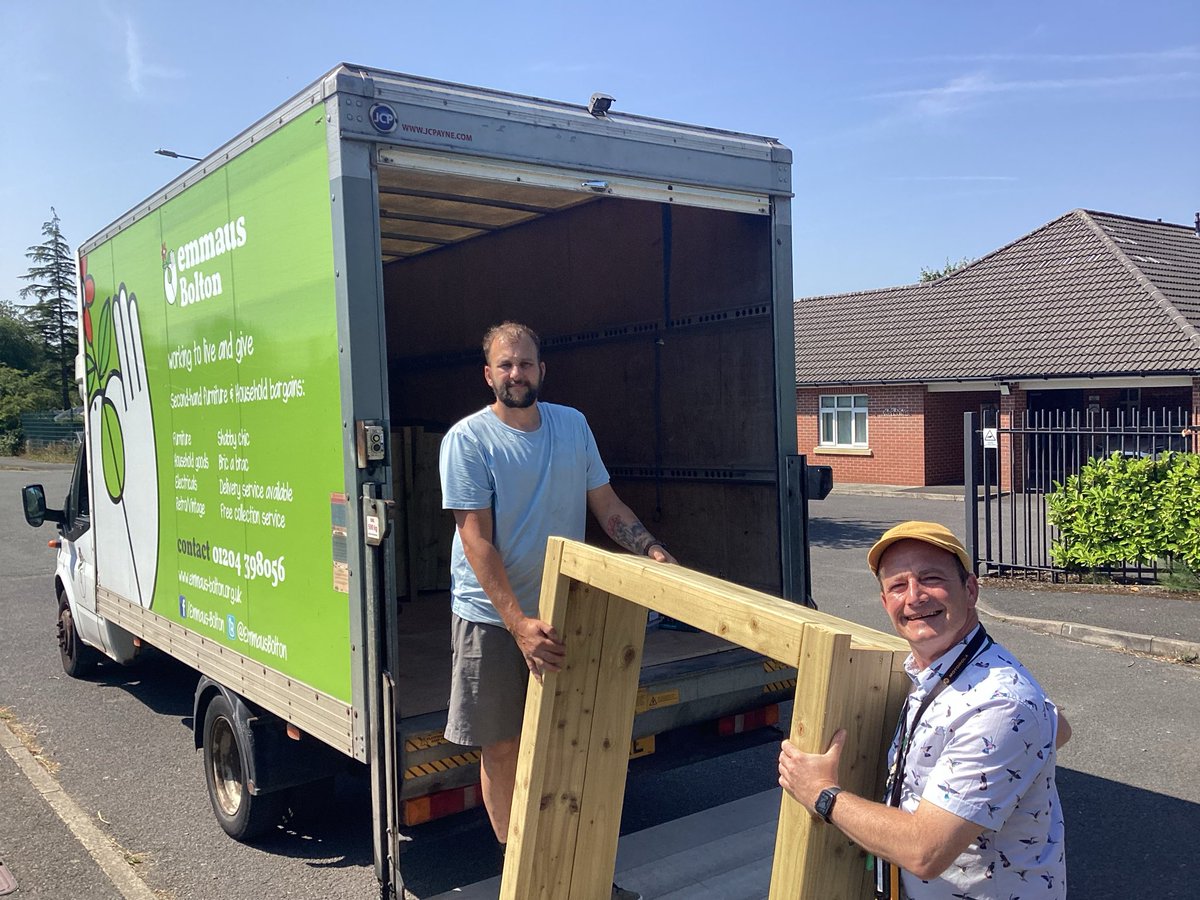 TheGatesPrimary's tweet photo. We were excited to receive part of our new planters being specially made and designed by @Emmaus today for our Community Garden project!  What amazing quality they are! 😍 https://t.co/2HEOtQ24a1