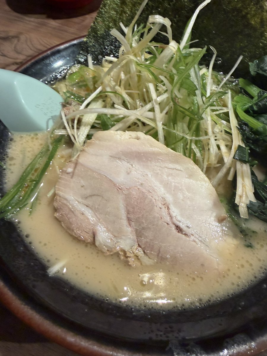 d_tooona's tweet photo. 千歳の柴田屋美味かったぞ
たまねぎ無限に食えるわ🧅 https://t.co/3rgN8edre9