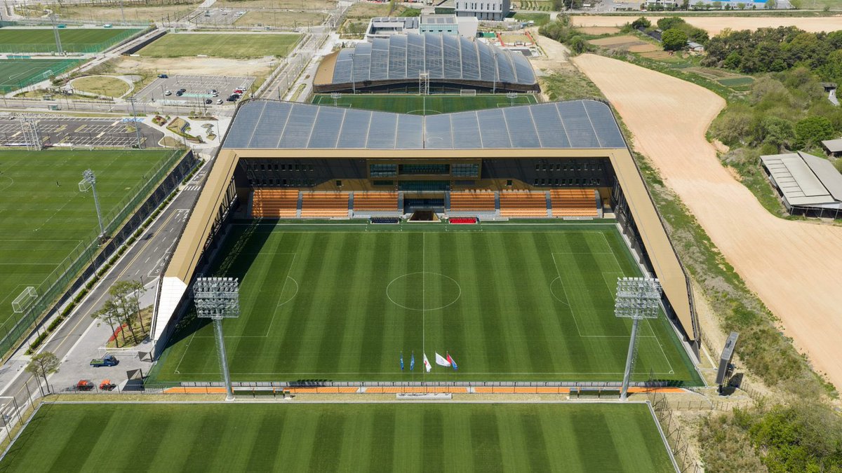 parametricarch's tweet photo. ⚽ Korean Football Park by @UNStudio_Arch in Cheonan, South Korea https://t.co/CXe7QKZGfE