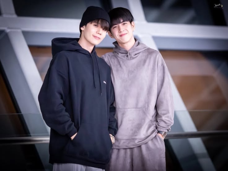 ladyheronstairs's tweet photo. 🤏 https://t.co/oCN1CqzvWz
