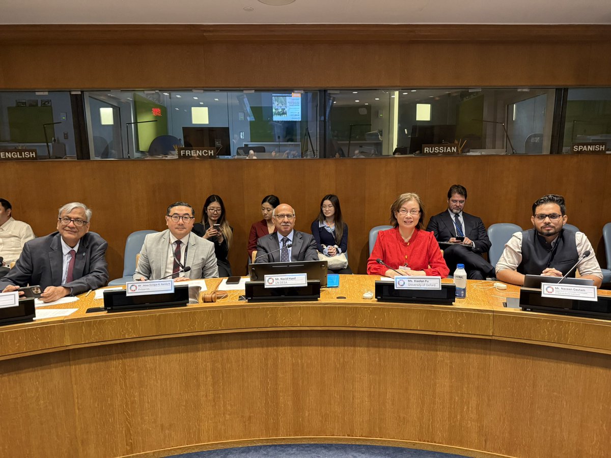 XiaolanF's tweet photo. At the @UN #HLPF event on #AI and inclusive societies, I made three points:
1️⃣ Strengthening AI governance is essential, but so is expanding AI access and use. Many developing countries still have AI adoption rates below 15%—and below 5% in many cases excluding China. Governance and inclusion must advance together.
