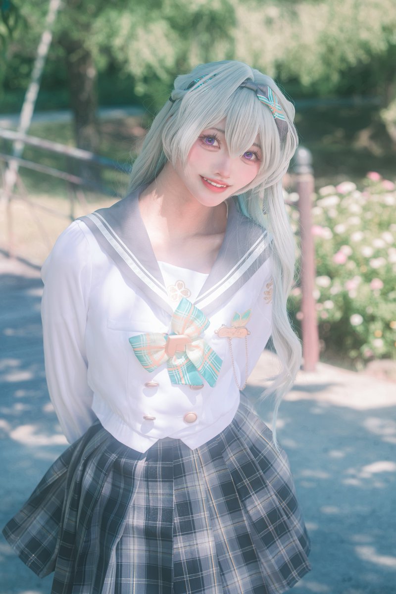 marurin326's tweet photo. cos
    ホタル

                       こっちで話そ？

 #HonkaiStarRail 
 #Firefly https://t.co/y400y81xDe