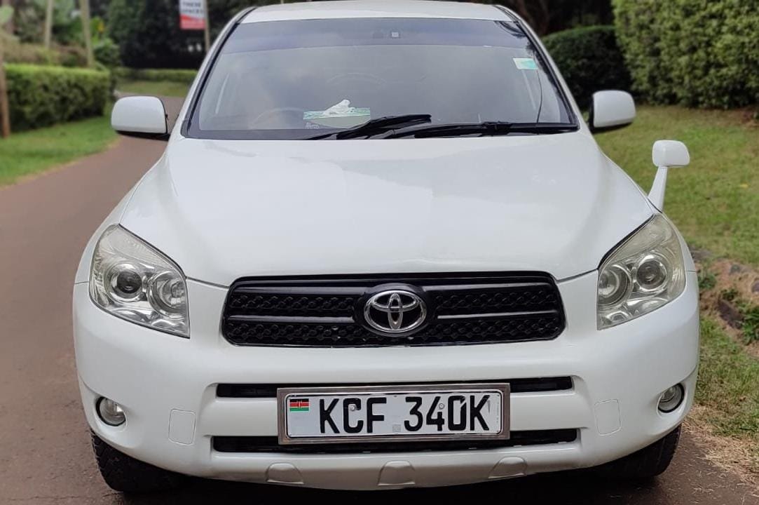 swiftmikes's tweet photo. 2008 Toyota RAV 4
2400cc 2AZ-FE | 160hp
4-Speed Automatic
Cruise Control
5 Seater.

Price: 1,180,000
0792 806474. https://t.co/ttirNntGCl