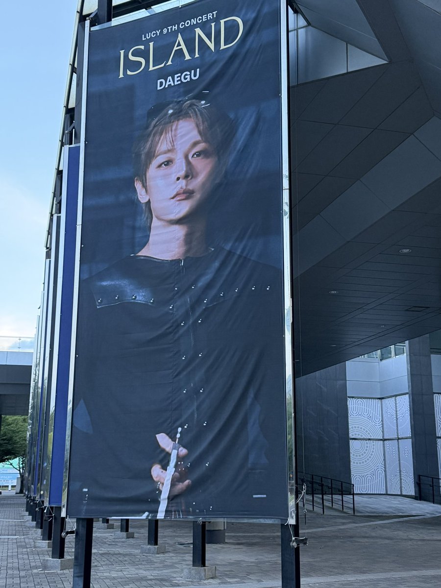 luv4yeop's tweet photo. 제가지금 어디냐면요… https://t.co/6wf96nCgGs