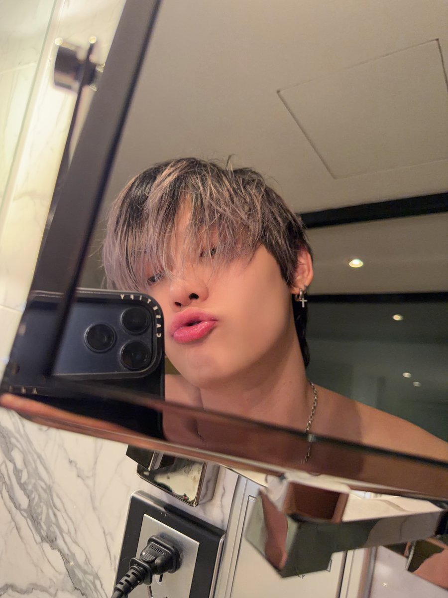 BounPrem_KRFC's tweet photo. 📸 IG: bb0un
🗓️ 260710

(1/2)
HBD to me 🎂🎂🎂

#bb0un 
LETTER LOVE TO BOUN 
#BBSamSibEtYoungJaew https://t.co/4MSiRSoieI