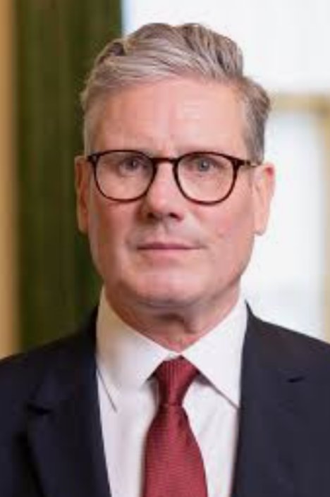 pixie08642's tweet photo. @JanetOulag92058 Here's the Uniparty 👇
The only difference between Keir Starmer & Andy Burnham, is Andy is sponsored by "Just for Men" 🤣🤣🤣
#JustForMen 😆 https://t.co/O38mRzGFdt