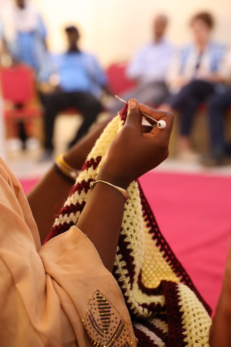 SingerHanaa's tweet photo. Peace begins with spaces for connection, solidarity, and shared purpose. At the Women and Girls’ Centre in #Timbuktu, supported by @unfpa_mali , women weave far more than garments,they weave bonds, build trust, and strengthen women’s empowerment. #UN80 https://t.co/oUTP1mRf2R